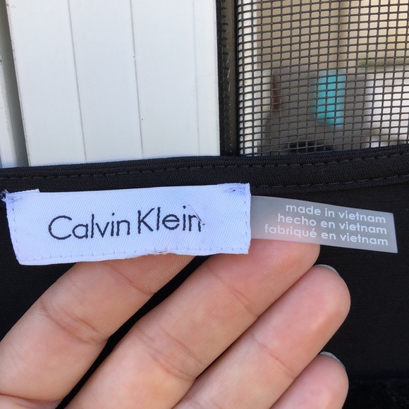 Worn once! - CALVIN KLEIN Sleeveless Blouse w/Decorative Gold Zippers - Picture 4 of 5